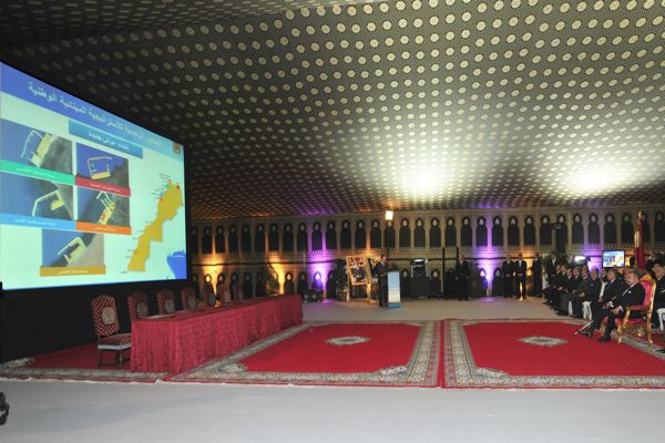 بقيمة 5.9 مليار درهم.. الملك يدشن المركب المينائي المستقبلي المندمج في الناظور