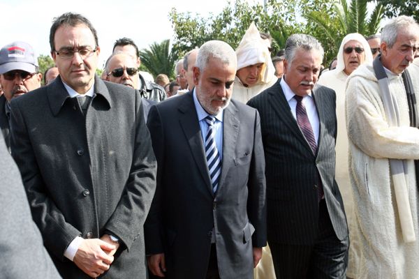 كازا.. رئيس الحكومة في جنازة أسرة برادة (صور)