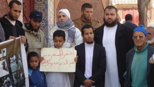 إعلام وسياسة.. “مسرح الجريمة” يستفز السلفيين وهجومات على الباحث ضريف والصحافي سخير (صور)