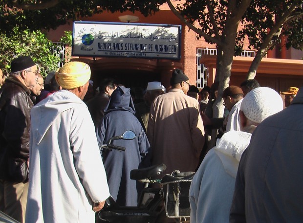 بعد قرار بنك التأمين الاجتماعي الهولندي.. جمعية تعتبر تخفيض معاشات الأرامل المغربيات غير قانوني