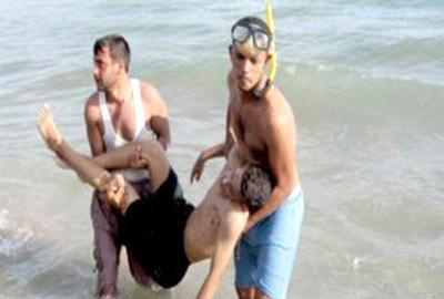 شاطئ سيدي رحال.. غرق شقيقين ونجاة آخرين