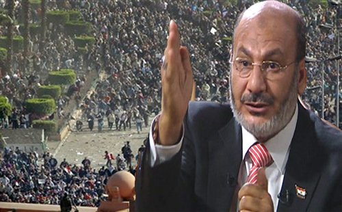 صفوت حجازي: لن نغادر رابعة العدوية دون عودة مرسي (فيديو)