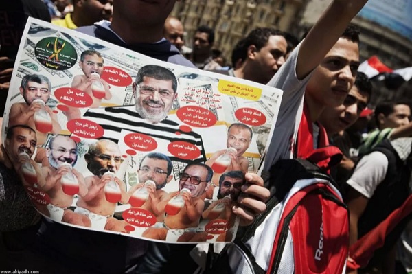 مصر.. جمعة القتل والتعيينات والخطابات والاعتقالات (فيديو وصور)