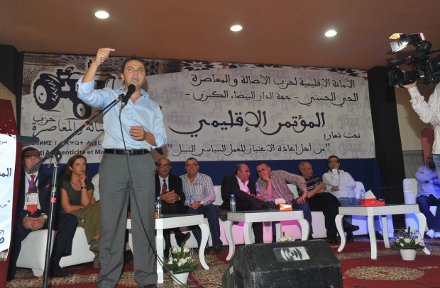 قيادي في البام: بنكيران خان إرادة الشعب المغربي بأنانيته
