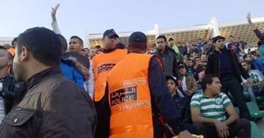 توقيف 71 شخصا أثناء وبعد مباراة الرجاء.. شغب وسرقة وضرب ومخدرات في أكادير