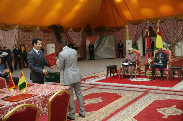 برئاسة الملك محمد السادس والرئيس الغيني.. اتفاقيات بين المغرب وغينيا
