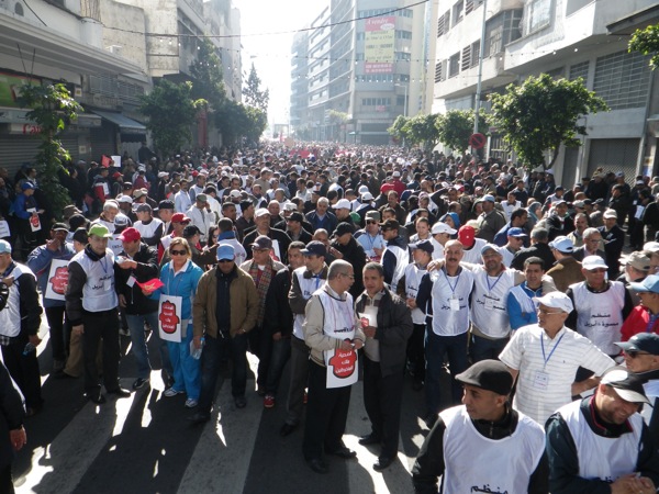 بالصور.. مسيرة النقابات في كازا