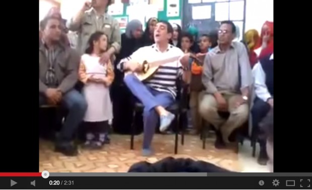 سبحان الله في هاذ الناس.. أغنية جديدة لنعمان لحلو (فيديو)
