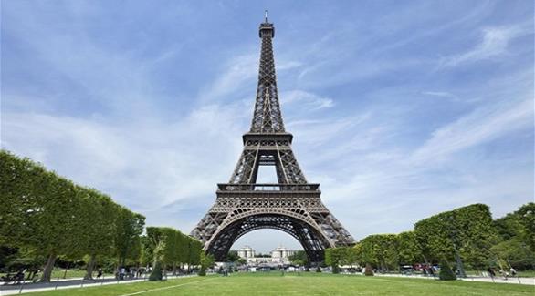 تسبب في إغلاق برج إيفل.. إضراب عام في فرنسا