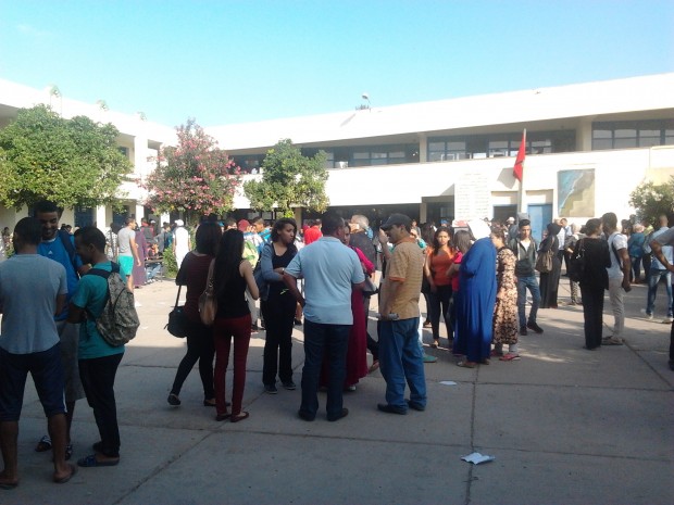 احتجاجا على تسريب اختبار الرياضيات.. تلاميذ في كازا يرفضون اجتياز الامتحانات (صور)