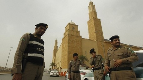 السعودية.. 17 قتيلا في تفجير استهدف مسجدا تابعا لقوات الطوارئ