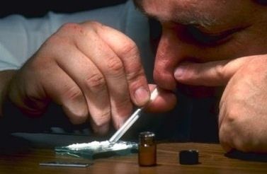 ضمنهم 3 أجانب.. إيقاف 4 أشخاص بسبب لفافات كوكايين في مراكش