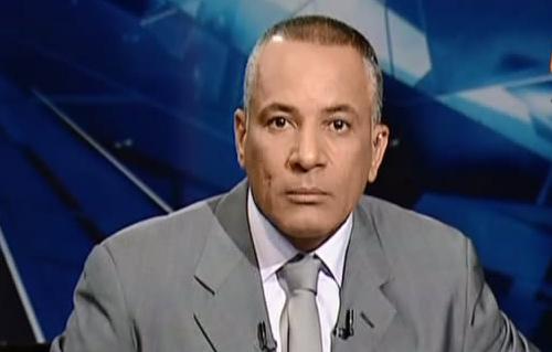 إعلامي مصري عن اعتراض الموكب الملكي: المواطن كان لازم يتقتل!!