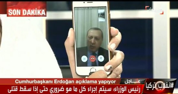 متحدثا عبر السكايب  لقناة تركيا.. أردوغان يدعو الشعب التركي إلى الخروج إلى الشارع والتصدي للانقلابين
