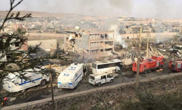 تركيا.. مقتل 8 رجال شرطة في انفجار