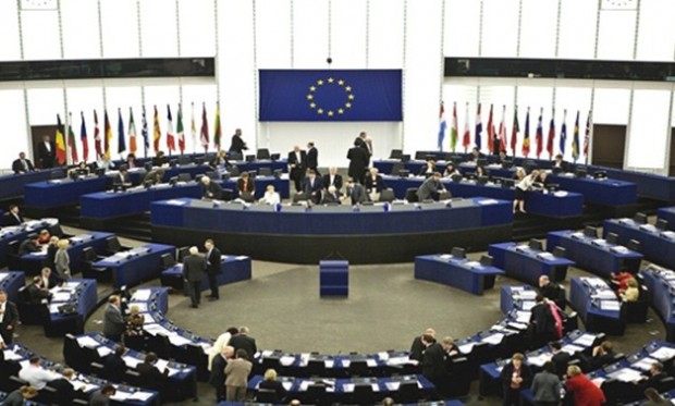 البرلمان الأوروبي.. البوليساريو والجزائر تصيدو