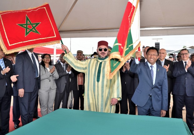 الملك ينفي الإشاعات: مشاريعي في مدغشقر للجميع وليس للمسلمين فقط