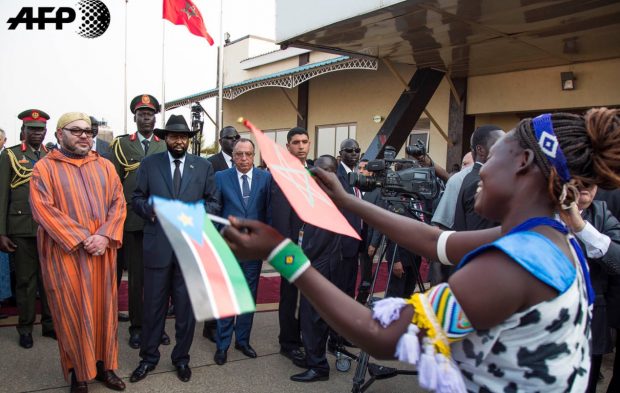 رافقه وفد كبير.. استقبال جماهيري للملك في جنوب السودان