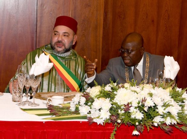 في ختام زيارته إلى غانا.. الملك يدعو الرئيس الغاني إلى زيارة المغرب