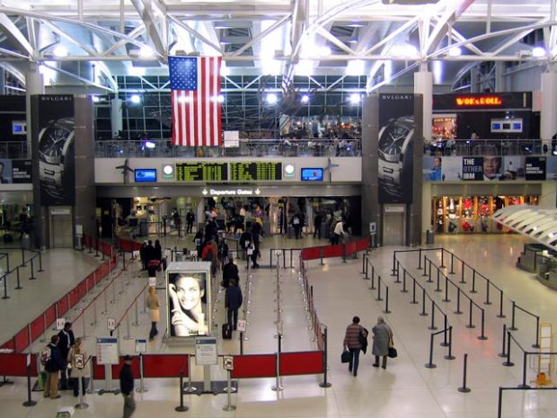 أمريكا.. مادة خطرة تستنفر أمن مطار نيويورك