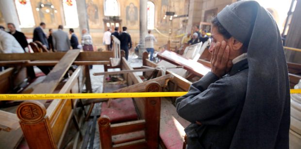 تفجير كنيسة في مصر.. ارتفاع حصيلة القتلى إلى أزيد من 20