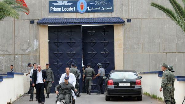 بسبب “منعهما” من زيارة معتقلين من الحسيمة.. محاميان يعتصمان داخل سجن عكاشة