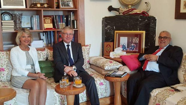 زيارة ود ومجاملة.. سفيرة هولندا وسفير النرويج ضياف عند ابن كيران