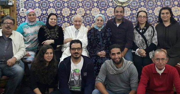 زيارة خاصة.. عائلة الوالي في منزل حمادي عمور
