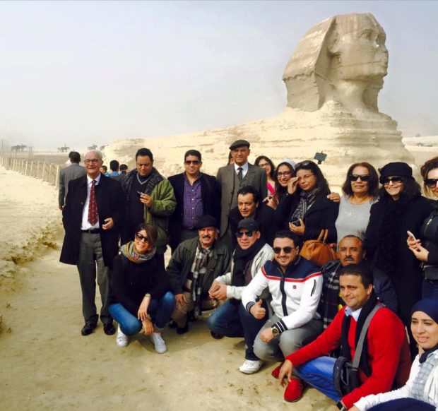 نشطاء مصريون غاضبون من زيارة فنانين مغاربة.. الوقاحة!