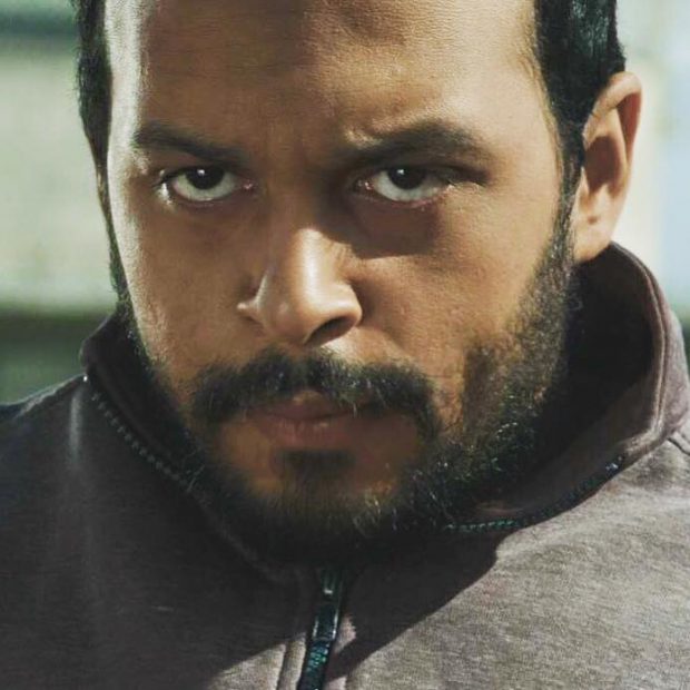 لحبيب أنيق: الله يعميها لشي حد!!