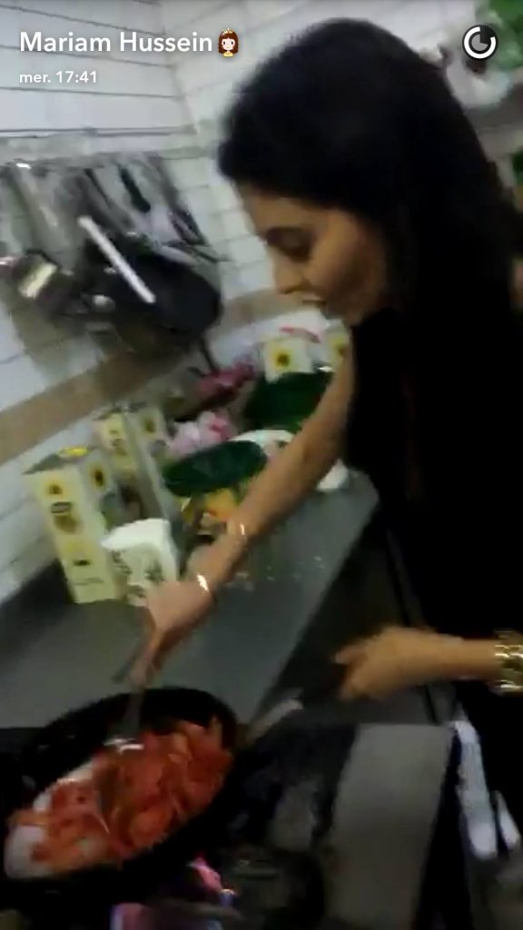 على سناب شات.. مريم حسين والبيض وماطيشة!!