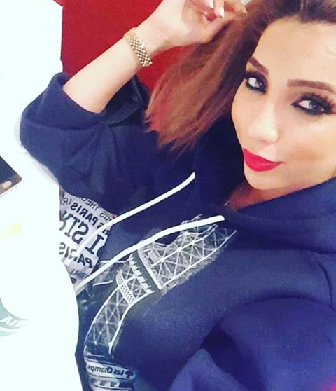 دنيا باطمة: كندير البومادا الصفرة ديال العينين لوجهي!