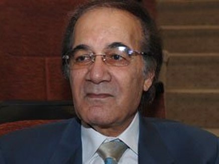 بعد غياب طويل.. محمود ياسين متشبث بابتعاده عن التمثيل