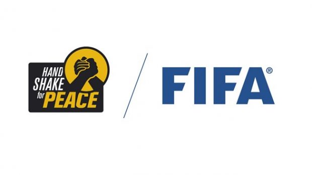 التصافح من أجل السلام في كأس العالم للأندية.. رسالة سلام من المغرب