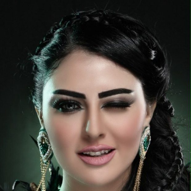 زواج غريب وطلاق أغرب.. مريم حسين تواصل الجدل!