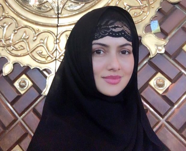 كوبي كولي فين كتوصل.. اختلطت عليهم ابنة شقيقة الملك وممثلة هندية!! (صور وفيديو)