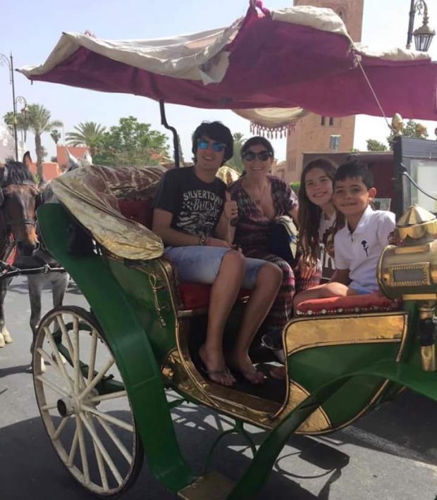 الراحة والسياحة.. والدة رونالدو وابنه في مراكش