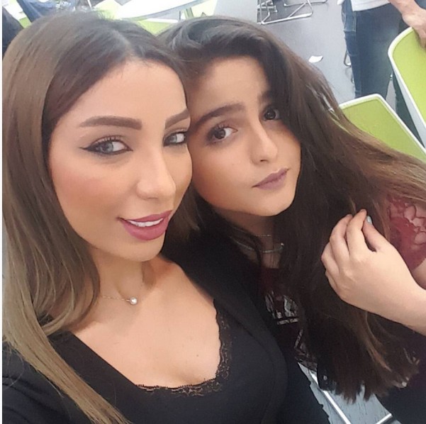 على سناب شات.. حلا الترك تتحدث مغربي مع باطمة