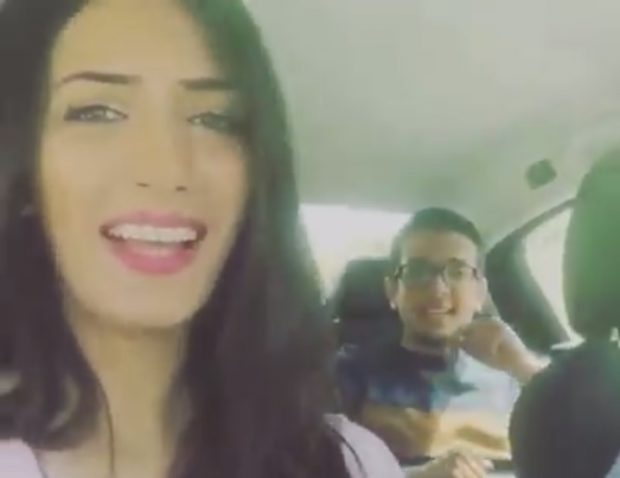 بالفيديو.. ملكة الجمال العربي وباربابا!