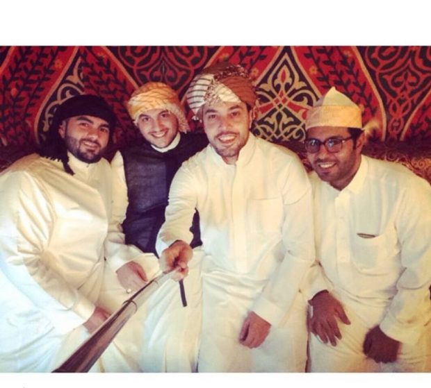 قالها الصورة.. عبد الفتاح الجريني وعصى “Selfie”