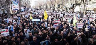 بالصور من إيران.. احتجاجات ضد النظام والسلطات تتوعد