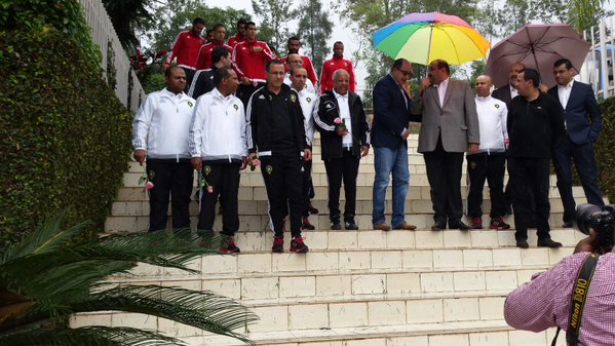 بالصور.. منتخب المحليين يترحم على ضحايا الإبادة الجماعية في رواندا