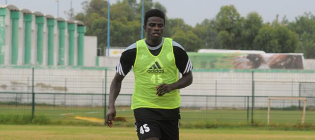 بعد المسعودي.. لاعب سينغالي يتدرب مع الرجاء