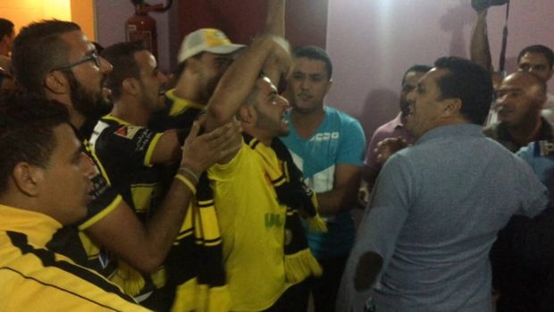 الطاوسي: ما كاينش اللي يتدخل فيّا (فيديو)