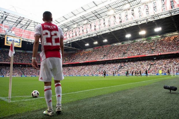 بعدما رفض اللعب للمنتخب الهولندي وفضل المغرب.. زياش تصيّد؟