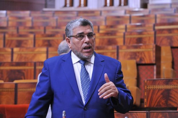 شد لي نقطع ليك وتصفية حسابات وابتزاز بين الأغلبية.. المصطفى وأمينة والآخرون!!