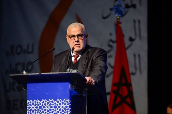 شباط كان عدوه ورجع صاحبو وأخنوش كان صاحبو ورجع عدوه.. “ابن كيران شو” في “كي كنتي كي وليتي”!!