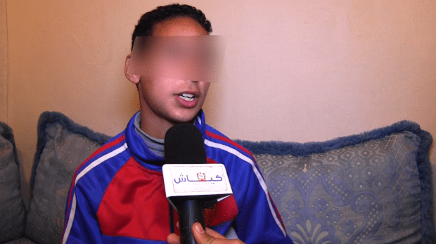 منهم من لعبها ومنهم من يحذر.. “الحوت الأزرق” يجول في هواتف وليدات بنجرير