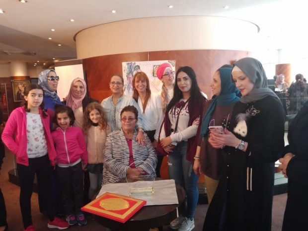 بالصور من الرباط.. نساء الحرف التقليدية يكرمن عائشة الشنا