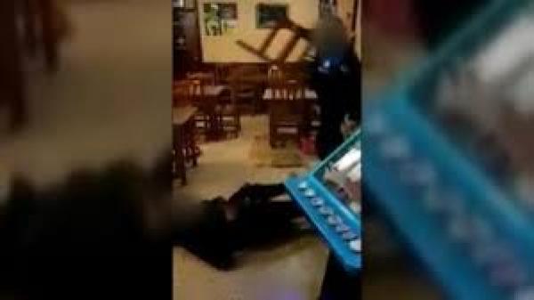 قضية اعتداء شرطي في كاتالونيا على مغربي.. السلطات الإسبانية تحقق